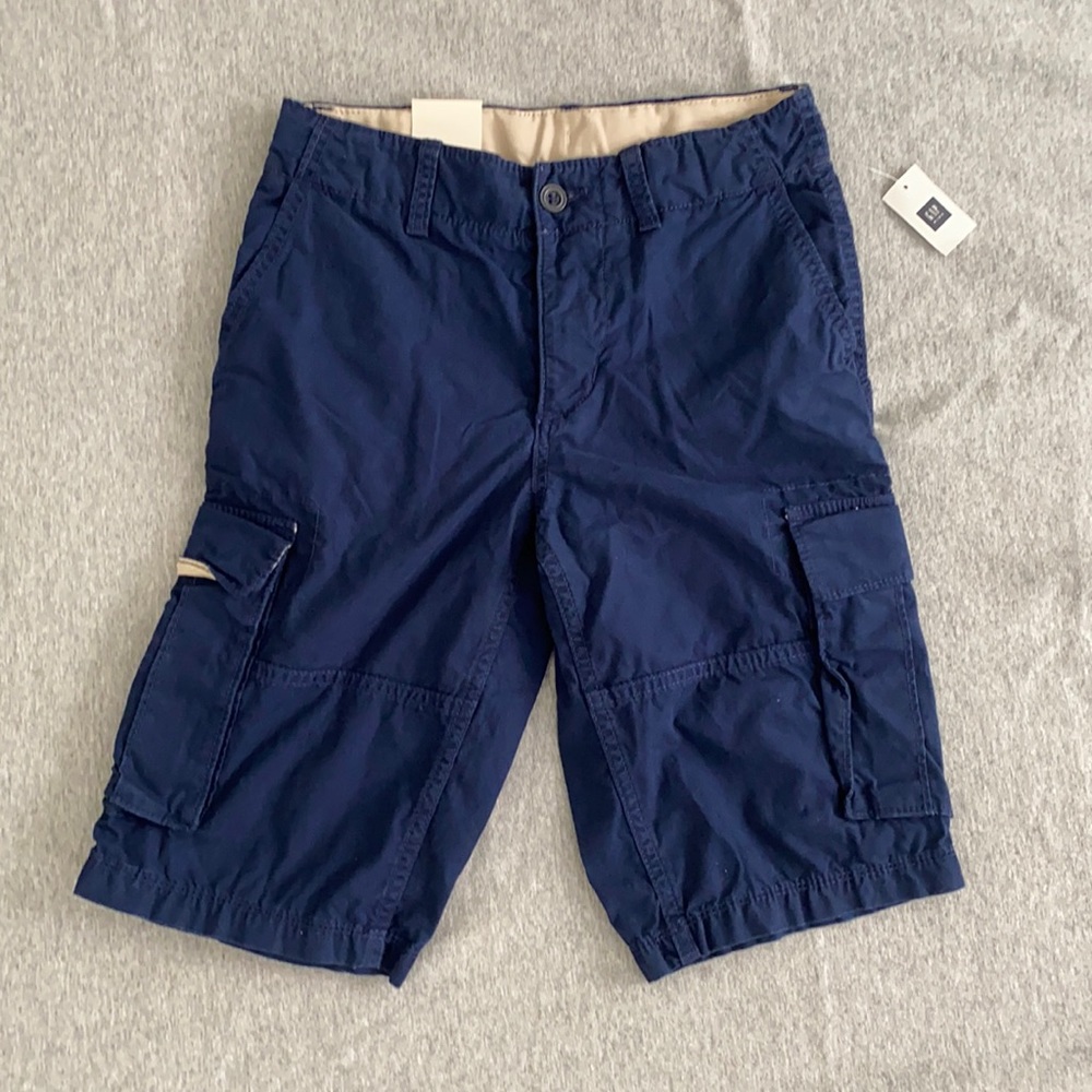 Gap kids navy blue boys shorts. size: 12 regular. NWT. adjustable waist.
